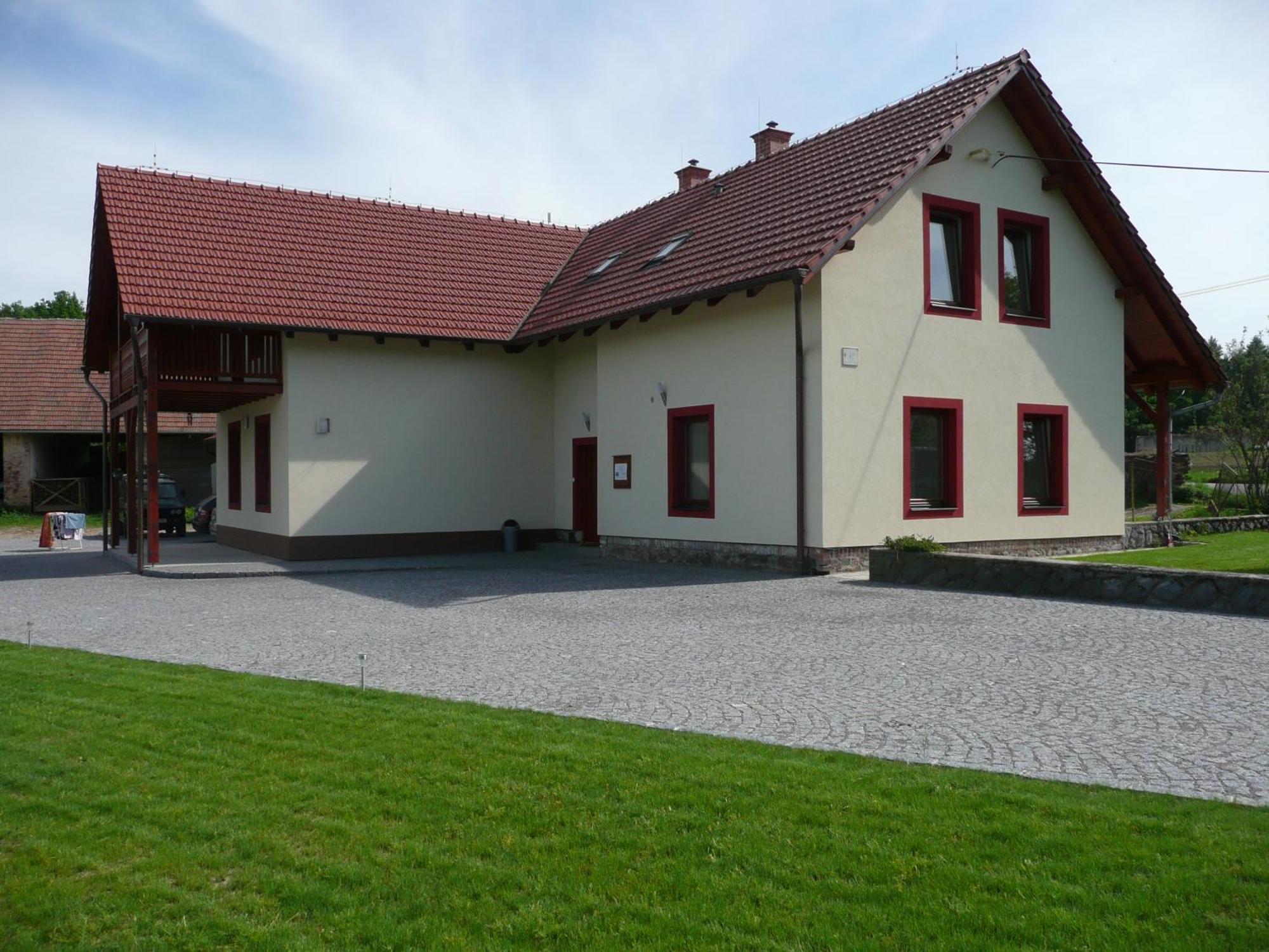 Penzion Lipina Slatiňany Exteriör bild