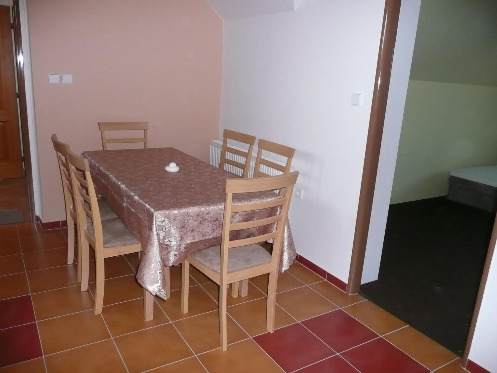 Penzion Lipina Slatiňany Exteriör bild